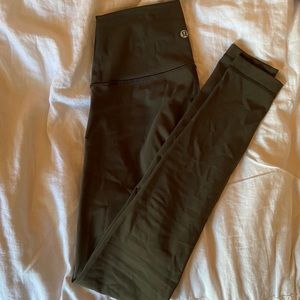 Lululemon Wunder Under 28” Full-On Luxtreme